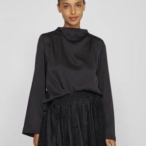 Långärmad blus med draperad krage