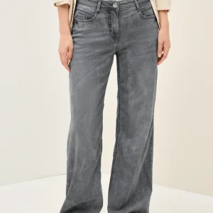 Flared Loose Jeans – Cecil