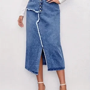 Asymmetrisk jeanskjol med slits