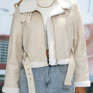 Beige pilotjacka dam med fuskpäls