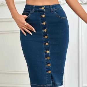 Tajt midi-jeanskjol med knappar