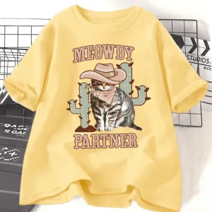 Tshirt med cowboykatt "Meowdy Partner"