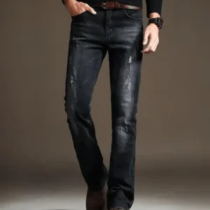 Utsvängda jeans för herr