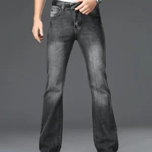 Utsvängda jeans herr