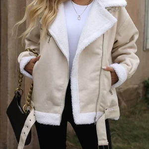 Varm beige shearlingjacka i skinnimitation